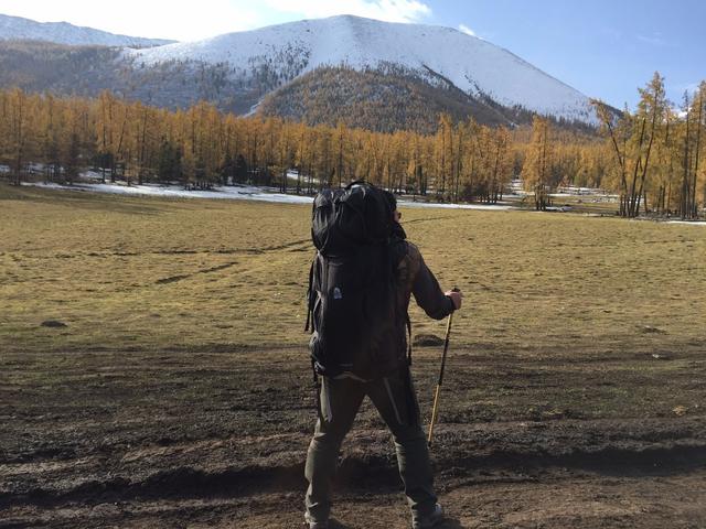 皮革拘束衣，皮革拘束衣自缚教程（一个渐渐远去的天才品牌）