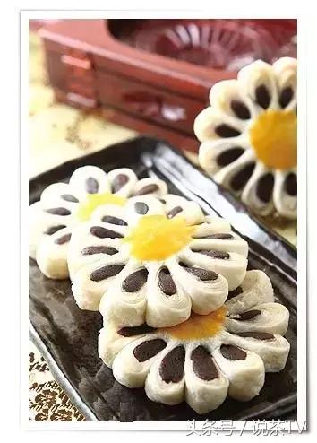 枣花酥饼制作方法，枣泥花酥的做法（北京过年必备的京八件）