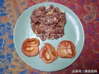 如何做西红柿炒牛肉，西红柿炒牛肉怎么做好吃窍门（西红柿炒牛肉最正宗的做法）