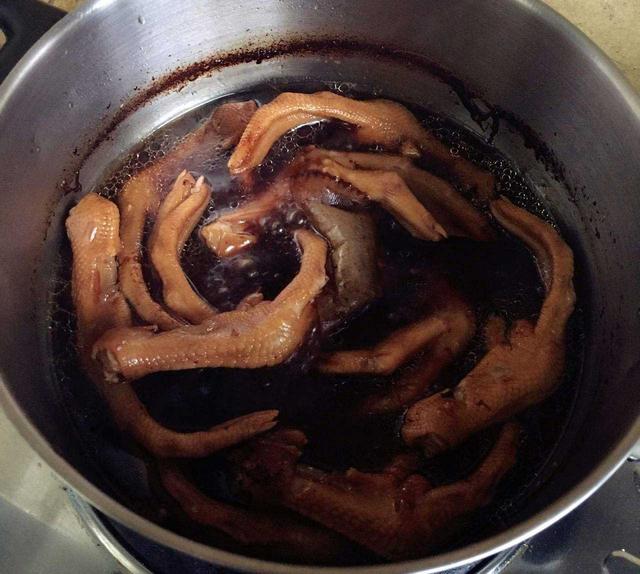 卤水怎么保存才不会坏（卤水放10年都不会坏）