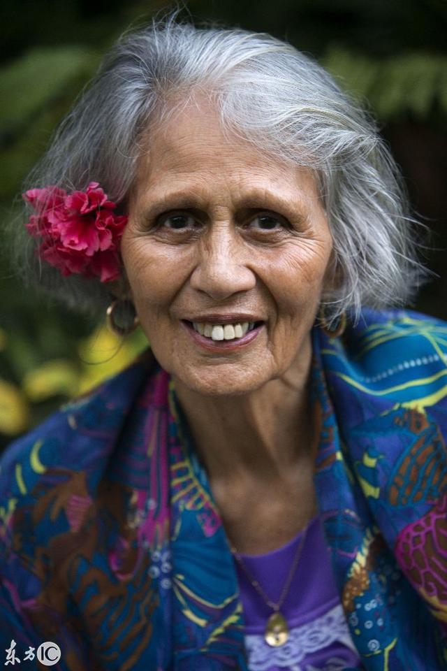 拉罗汤加岛，拉罗汤加岛 战场上的快乐圣诞（风景如画的拉罗汤加岛）