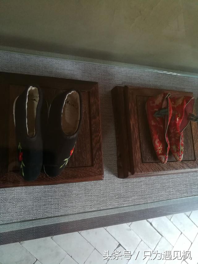 女人裹脚是从什么时候开始的，女人裹脚是从什么时候开始的呢（古代女性从几岁开始缠足）