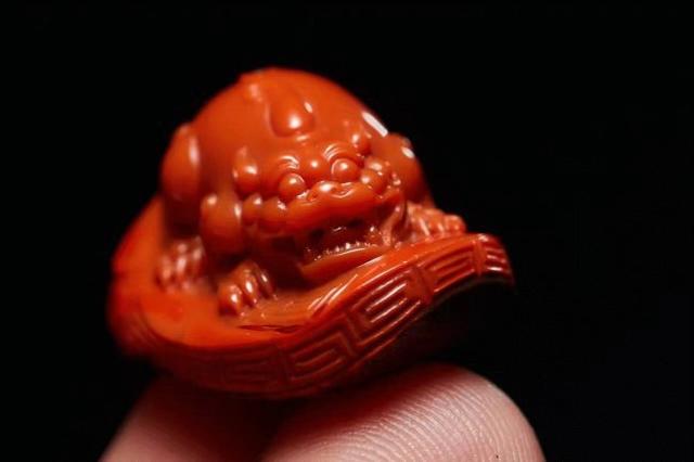 盐源是什么石头，盐源是什么石头吵的蛮火（盐源南红知识大全）