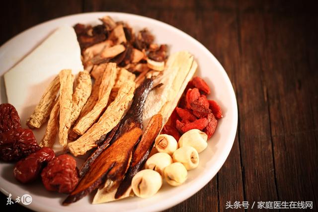 党参可以怎样煲汤，党参可以煲汤吗（推荐3款党参药膳）