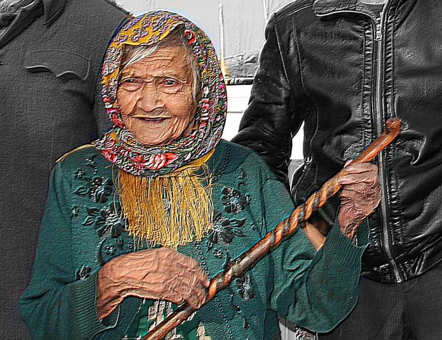 寿比南山福如东海，福如东海寿比南山的全句是什么（祝您全家：福如东海长流水）