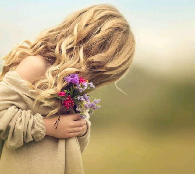 欧美女头像微信，欧美女头像（欧美微信女头像丨妩媚靓丽逼格不止一点点）