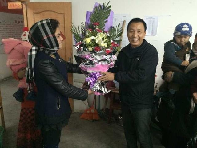 寿比南山福如东海，福如东海寿比南山的全句是什么（祝您全家：福如东海长流水）