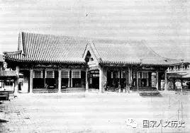 老帅大闹怀仁堂，怀仁堂事变合法吗（宣告新时代的开启；见证毛主席时代的终结）