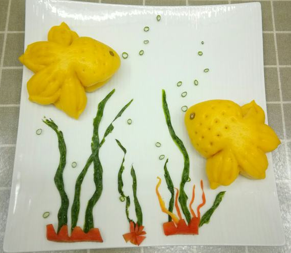 如何用面粉做小鱼馒头，如何用面粉做小鱼馒头好吃（馒头也能“开花”）