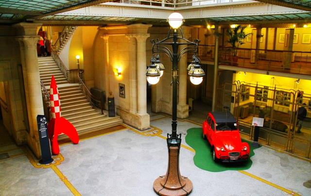 丁丁在苏联为什么买不到了，丁丁在苏联（80后们熟悉的丁丁和蓝精灵祖籍就在布鲁塞尔）