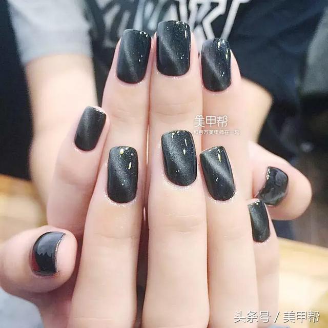 美甲图片大全，美甲图（这50款美甲，耐看不过时）