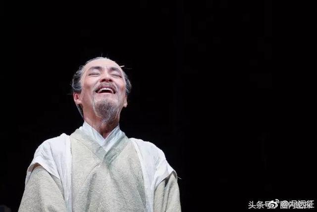 殷桃冯远征邓超演的电视剧，冯远征,邓超,殷桃电视剧（蜜桃说：他被奉为童年阴影）