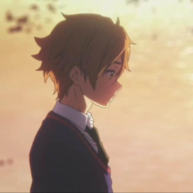 玉子爱情故事情侣头像，玉子爱情故事 自截情侣头像微信（陪你长大，陪我变老）