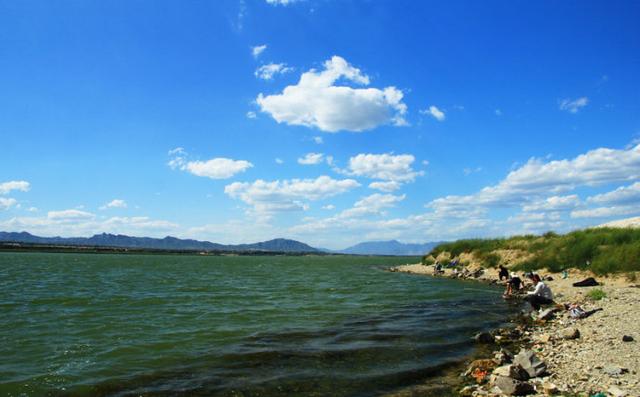 水库钓鱼技巧，野河钓鱼技巧大全（多年混迹于水库的老钓友分享实用的水库垂钓技巧）