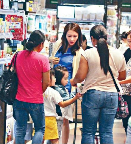 陈睿翔陈睿飞，范玮琪儿子叫啥（明星双胞胎子女）