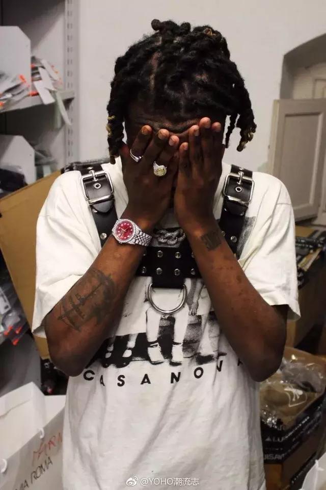 闪电板鞋是什么牌子，闪电鞋正品多少钱（国内首家sneaker清洗保养专门店登入上海）