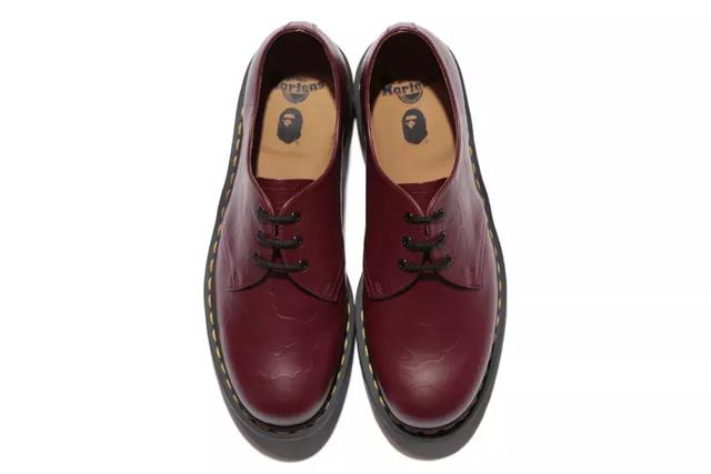 闪电板鞋是什么牌子，闪电鞋正品多少钱（国内首家sneaker清洗保养专门店登入上海）