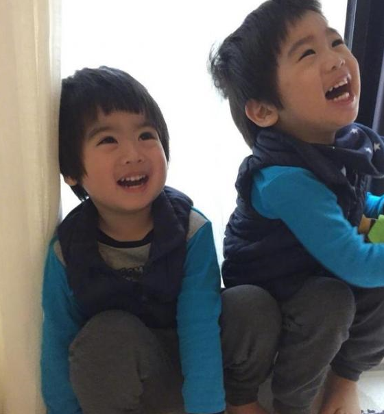 陈睿翔陈睿飞，范玮琪儿子叫啥（明星双胞胎子女）