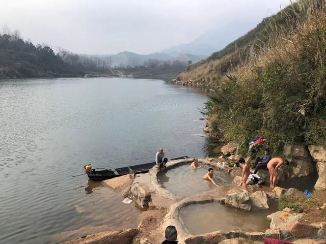 1,驢友私藏秘境,常德周邊有處免費野溫泉,男女混浴