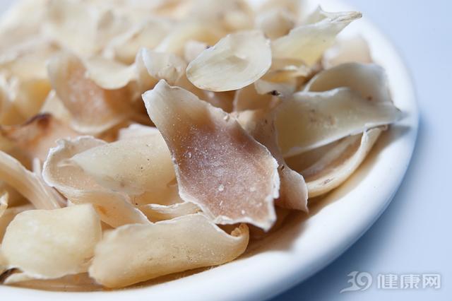 百合的食用方法，生百合的吃法和做法（百合的8种吃法，能治8种病）