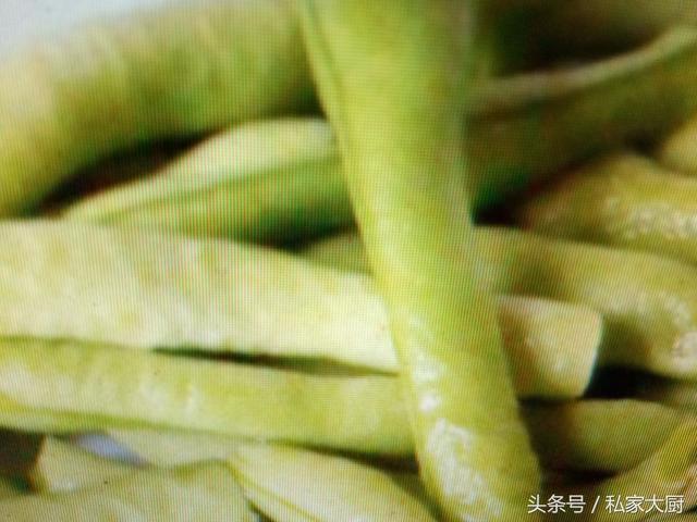 烧芸豆的家常做法，肉片烧芸豆的家常做法（土豆烧芸豆的做法）