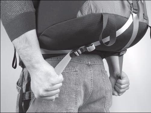 皮革拘束衣，皮革拘束衣自缚教程（一个渐渐远去的天才品牌）