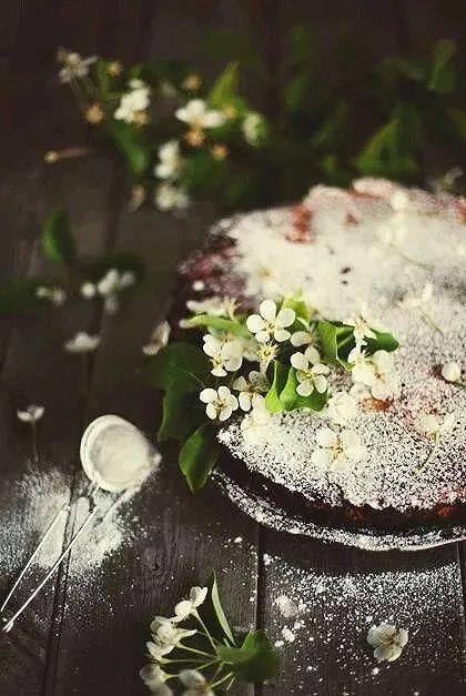 幼砂糖和白砂糖有什么区别（白砂糖、绵白糖、糖粉、红糖……到底怎么用）