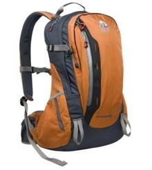 皮革拘束衣，皮革拘束衣自缚教程（一个渐渐远去的天才品牌）