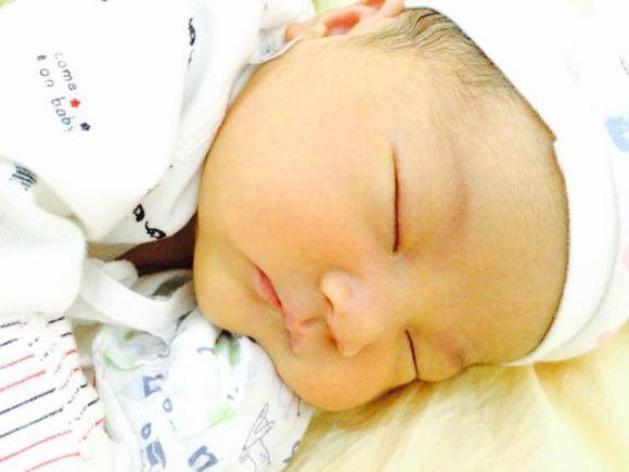 新生儿黄疸是什么，刚出生的婴儿为什么会有黄疸（这里有一份“辨黄秘籍”等你认领）