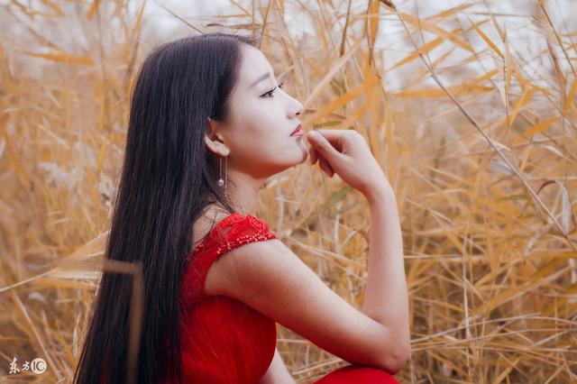 负有天命的女人特征，负有天命的女人特征是什么（真正能决定自己命运的女人）