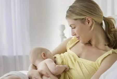 大人感冒小孩吃母乳有影响吗，母乳期间大人发烧小孩能吃母乳吗（宝妈感冒了，宝宝还能吃母乳吗）