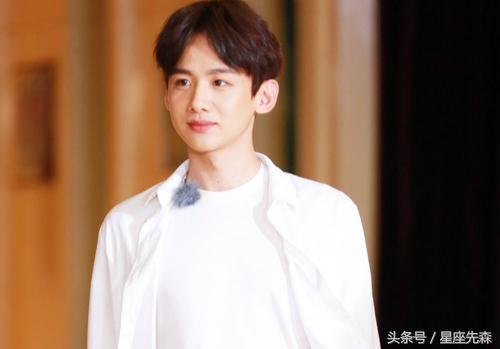 十二星座最佳男友排行榜，谁是平平无奇的恋爱小天才（12星座完美男友排行榜）