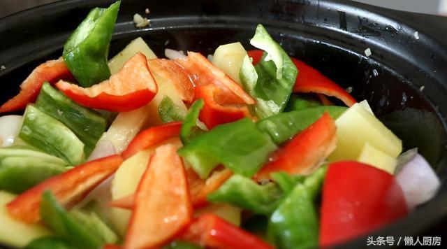 黄记煌焖锅的酱汁做法，黄记煌焖锅酱料的做法（教你做最简单的三汁焖锅）