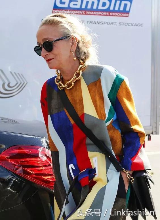 瘦人冬季穿衣搭配图片，瘦人夏季穿衣搭配图片（瘦的人穿什么都好看）