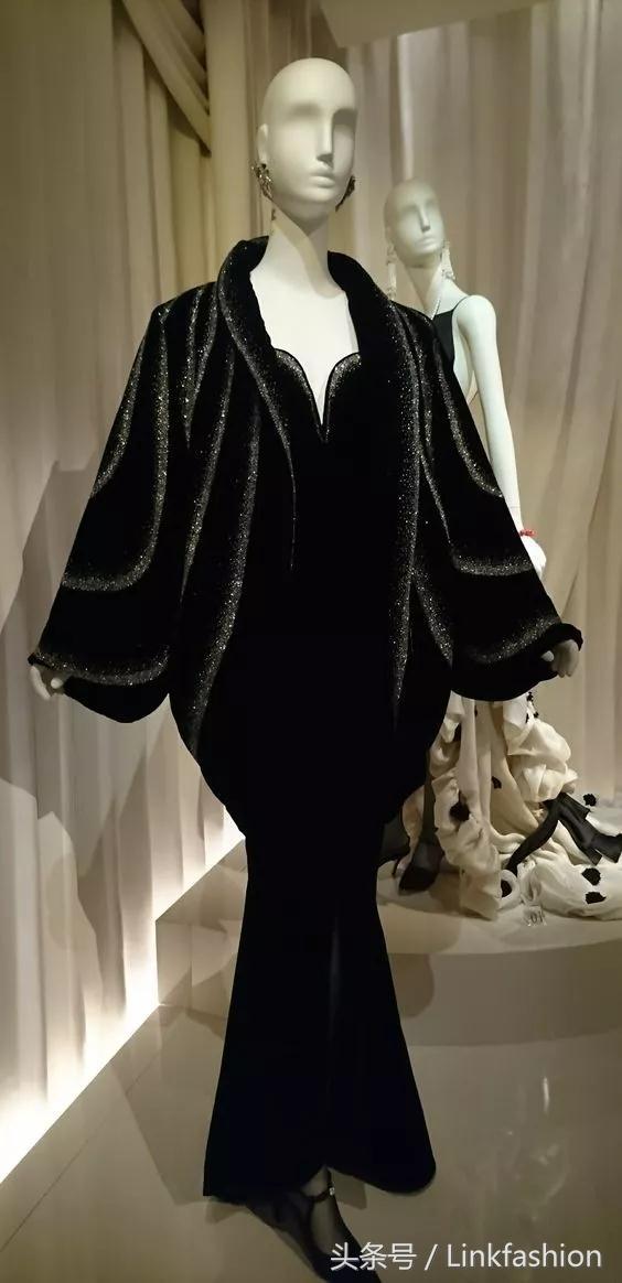 瘦人冬季穿衣搭配图片，瘦人夏季穿衣搭配图片（瘦的人穿什么都好看）