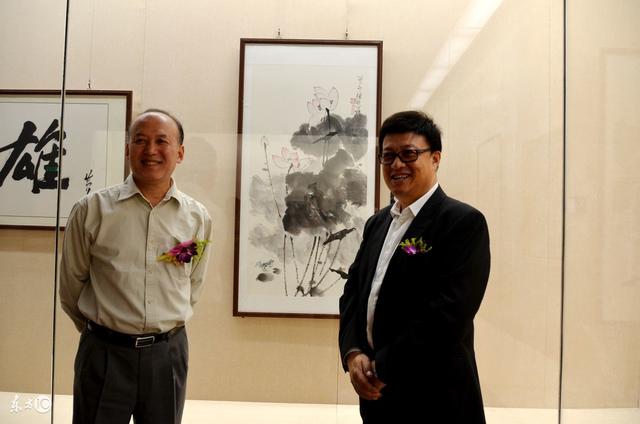 《再见大别山》等吕继宏是甘肃天水人,和朱军是老乡,再一次艺术人生