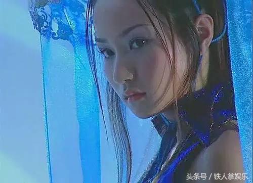 少年王卫斯理中扮小乔的演员是谁，少年王卫斯理小乔的扮演者（灵儿，曾经最美的她现在是最丑）