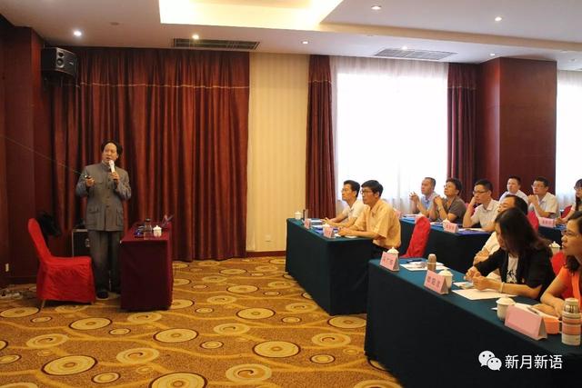 屈原的诗小学10首，屈原的诗小学10首简单视频（——赵新月端午节截句诗选8首）