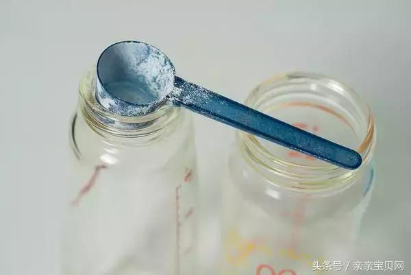  新安怡奶瓶原生的好还是顺畅的好，一位有爱奶爸的强悍总结！ 