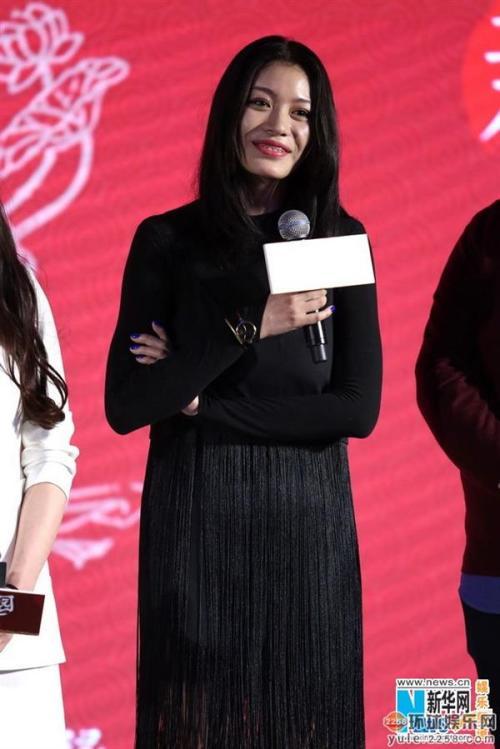 汪峰前两任妻子是谁，汪峰前几任妻子（揭秘汪峰和前三位妻子婚姻情史）