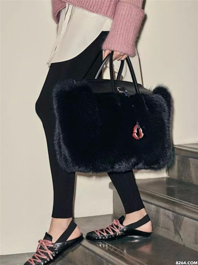 moncler是什么牌子，moncler是什么牌子为啥这么贵（“羽皇”Moncler）