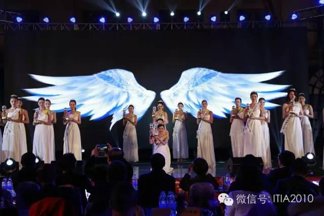 陈妙林高尔夫事件，陈妙林高尔夫球场事件（第七届艾蒂亚奖颁奖典礼暨第二届中国旅游投资领袖峰会即将在京隆重举办）