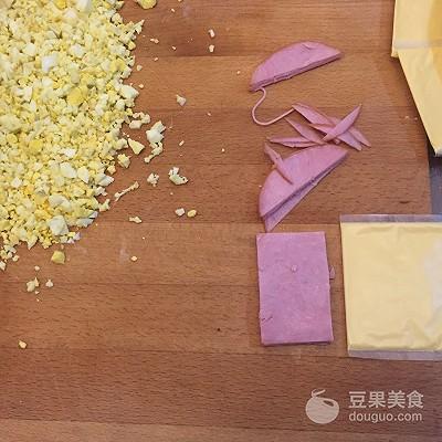 关于橄榄菜的美食，橄榄菜火腿元气弹