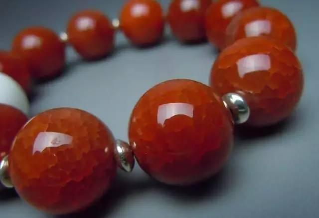 玛瑙的鉴别方法，玛瑙的鉴别方法是什么（造假玛瑙技术层出不穷）