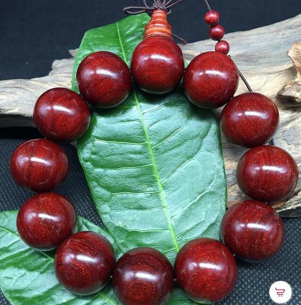 小叶紫檀手串真假辨别，怎么辨别小叶紫檀手串真假（五大黄金鉴定法则告诉你真假）