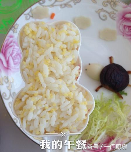 兔兔饭团。，是团兔子系列（给孩子做的“龟兔赛跑饭团”图片）