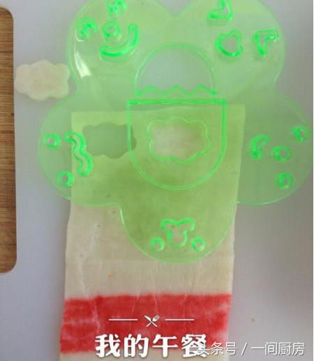 兔兔饭团。，是团兔子系列（给孩子做的“龟兔赛跑饭团”图片）