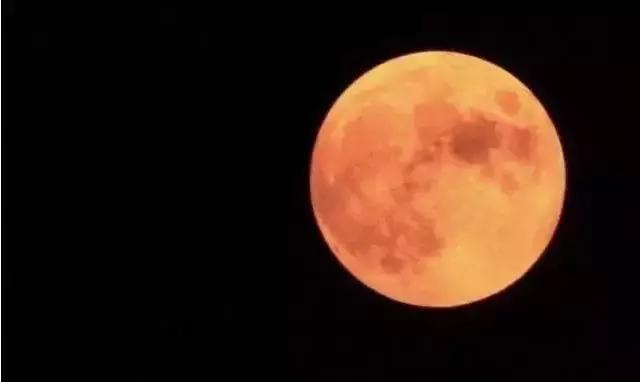 杜甫一首浪漫爱情诗,杜甫月食诗朗月黑光压山近(昨晚150年一见的月亮) 杜甫一首浪漫爱情诗,杜甫月食诗朗月黑光压山近(昨晚150年一见的月亮)