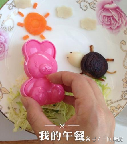 兔兔饭团。，是团兔子系列（给孩子做的“龟兔赛跑饭团”图片）