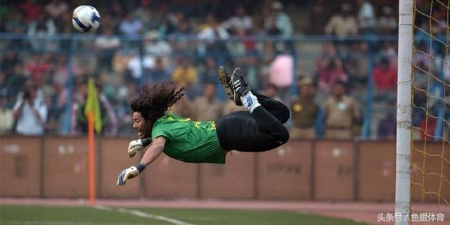 足球口号简短，足球口号简短霸气（《天下足球》十大经典语录补遗）